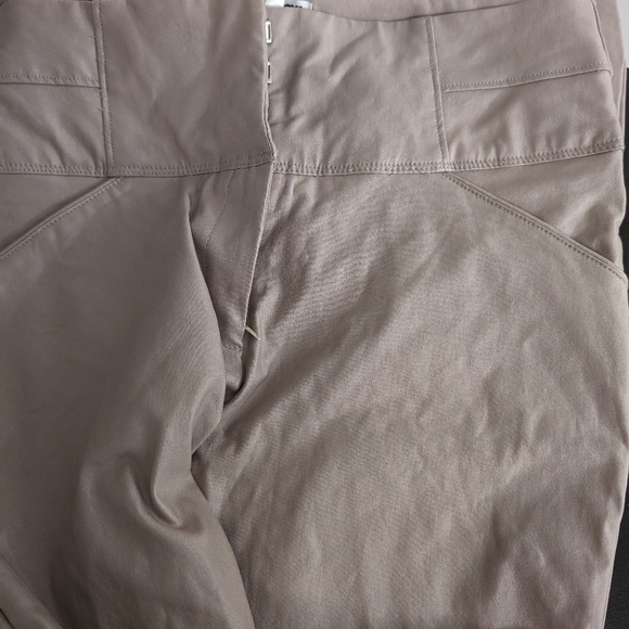 Pants - Picture 2 of 3